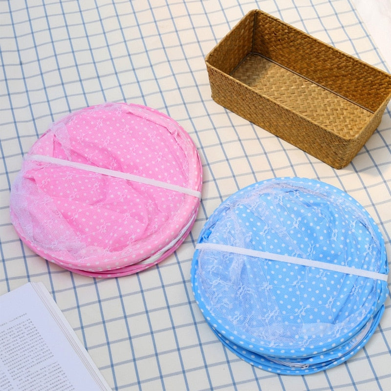 Lit bébé avec motifs et moustiquaire pliante lit, matelas et oreiller (trois pièces) pour les enfants de 0 à 3 ans - Mabelle Magasin